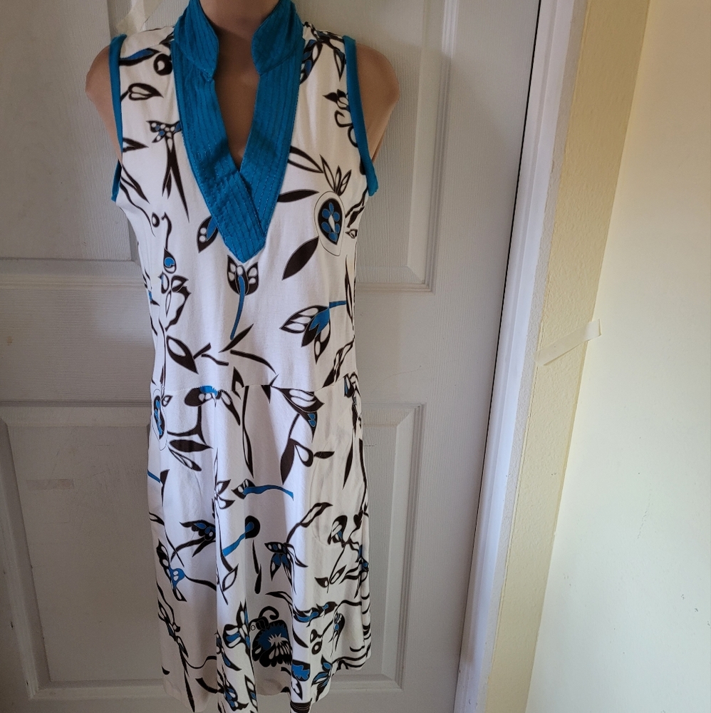 - Golf/tennis dress
